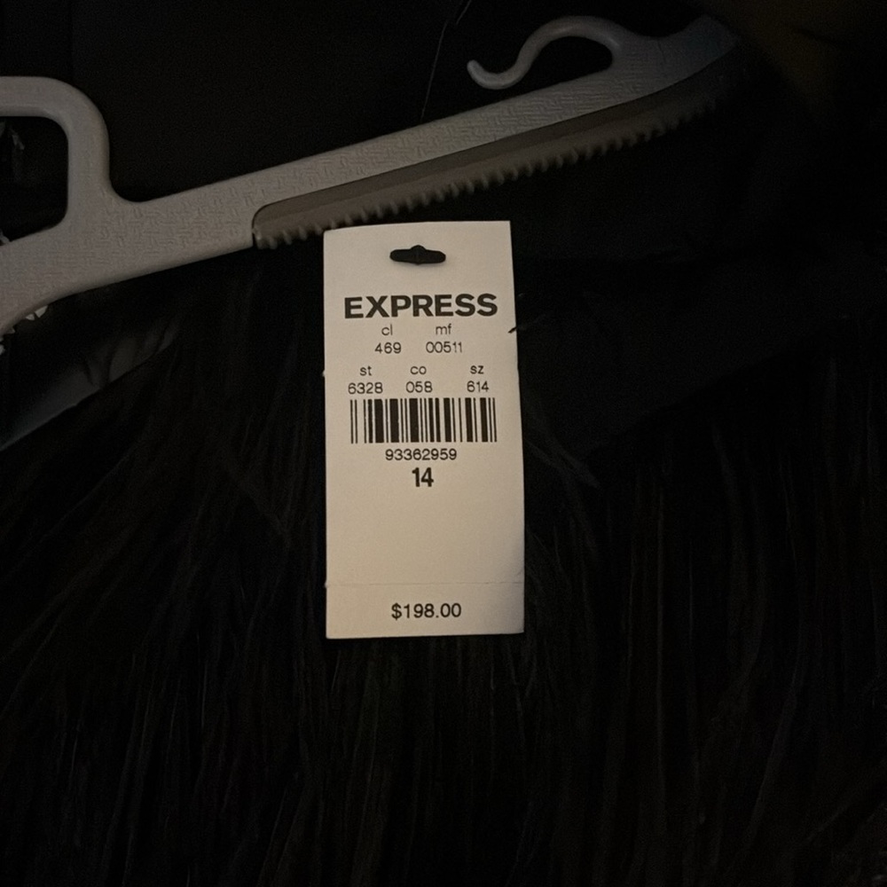 Express Black Feathered Skirt New - Picture 5 of 7